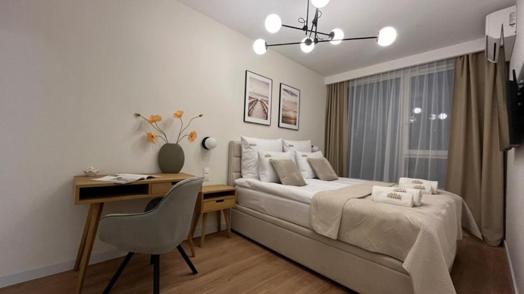 Chlebova - Riverside View Terrace, Free Parking, Gym & Kidsplay By Downtown Apartments غدانسك المظهر الخارجي الصورة